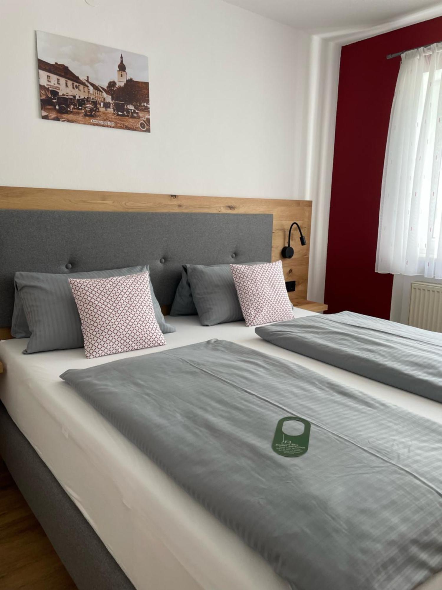 Weisses Ross 3* Konnersreuth